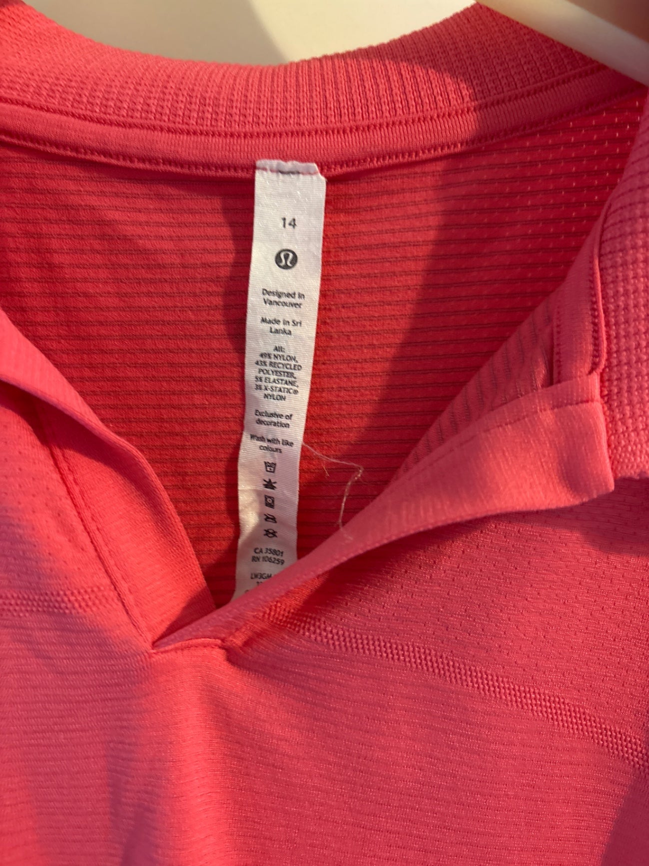 Lululemon Top 14 EUC