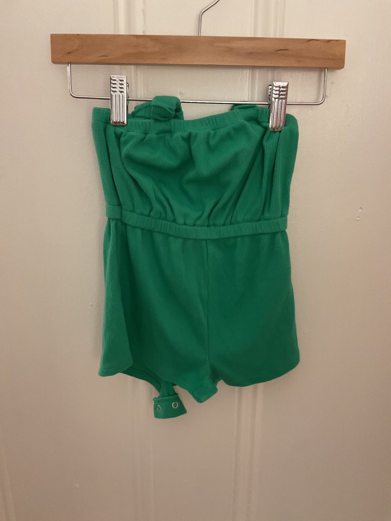 Old Navy Romper 12-18 mo. Good