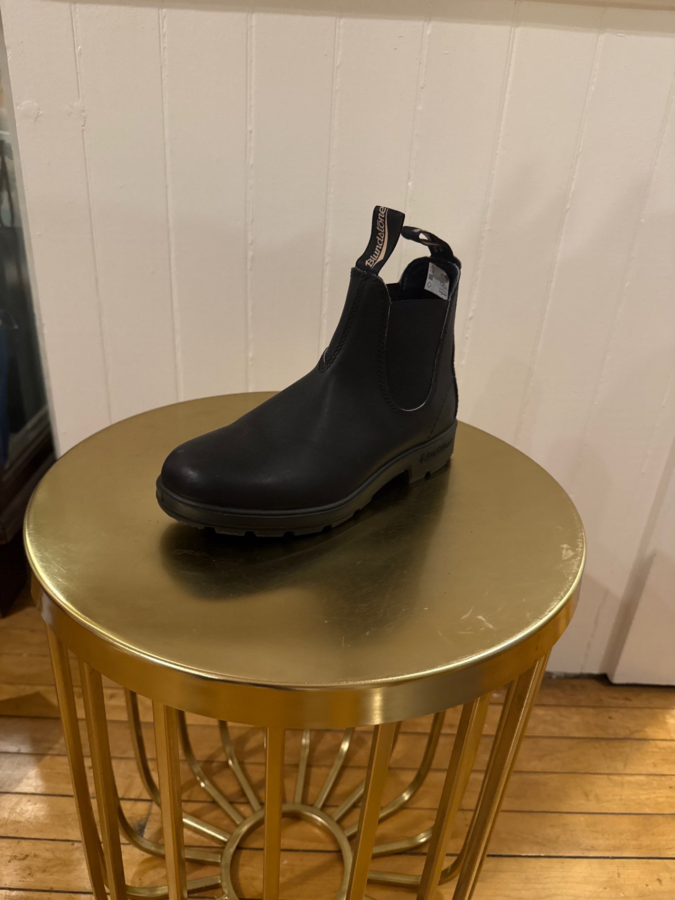 Blundstone Boots 8 New without tags