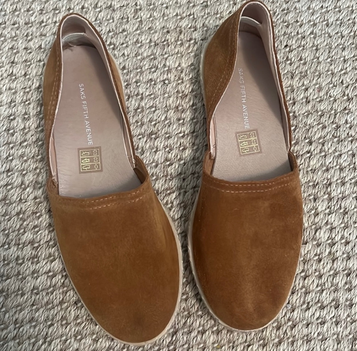 Saks Fifth Avenue Shoes