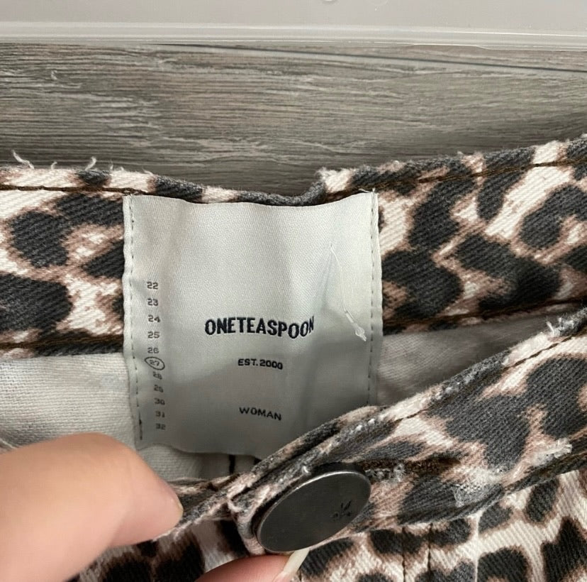 One Teaspoon Shorts 27 NWT