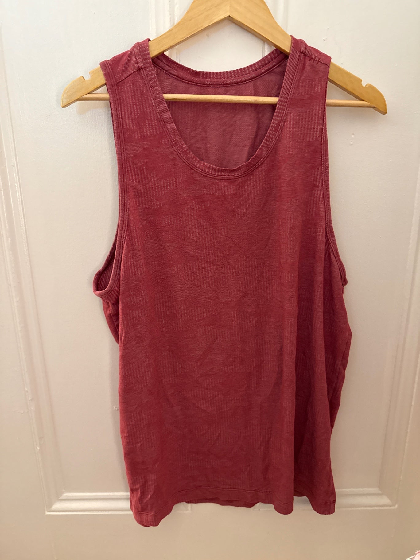 Lululemon Tank Top 12 Very Good