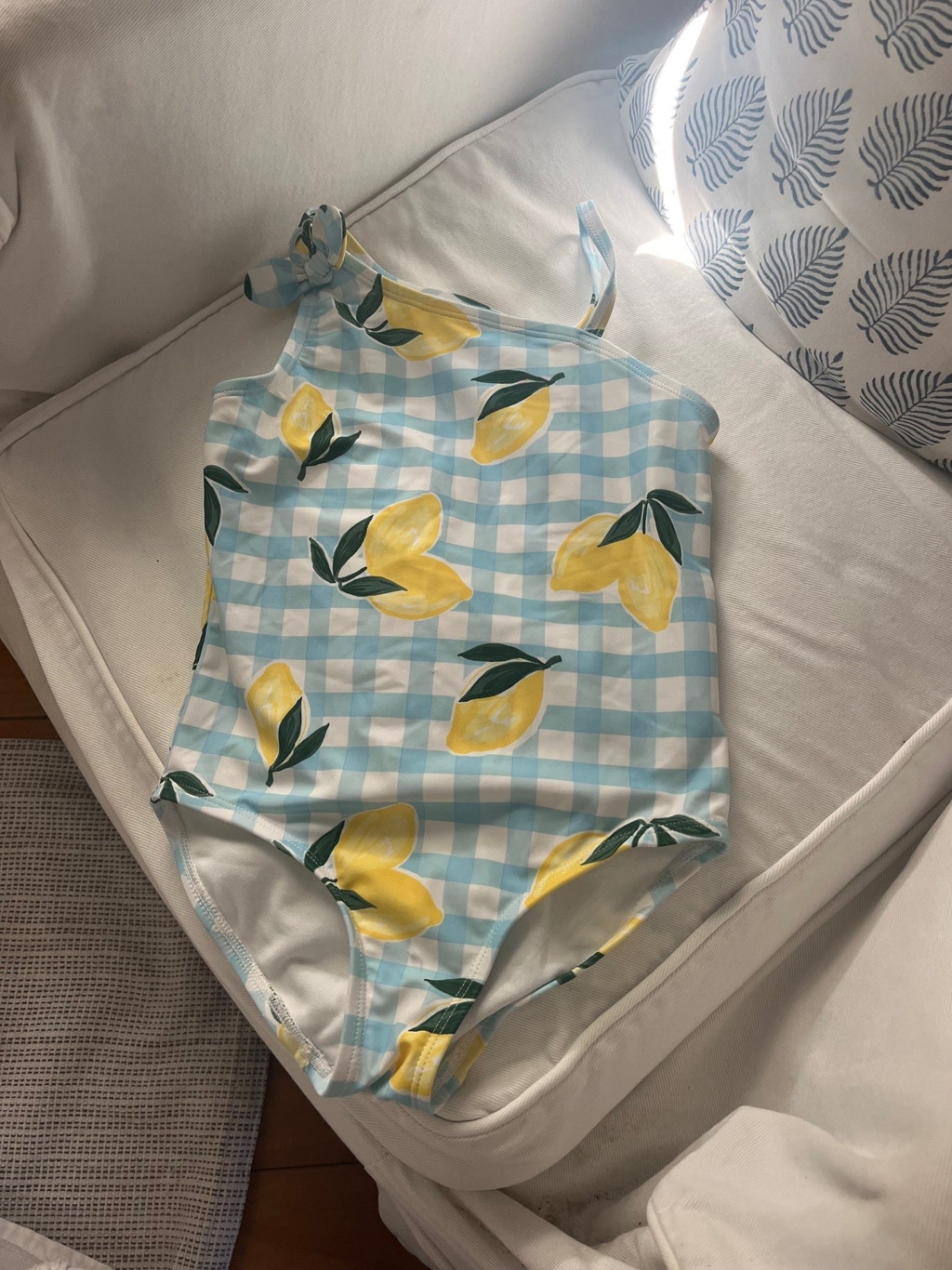 Carters Swimsuit kids 6 Very Good