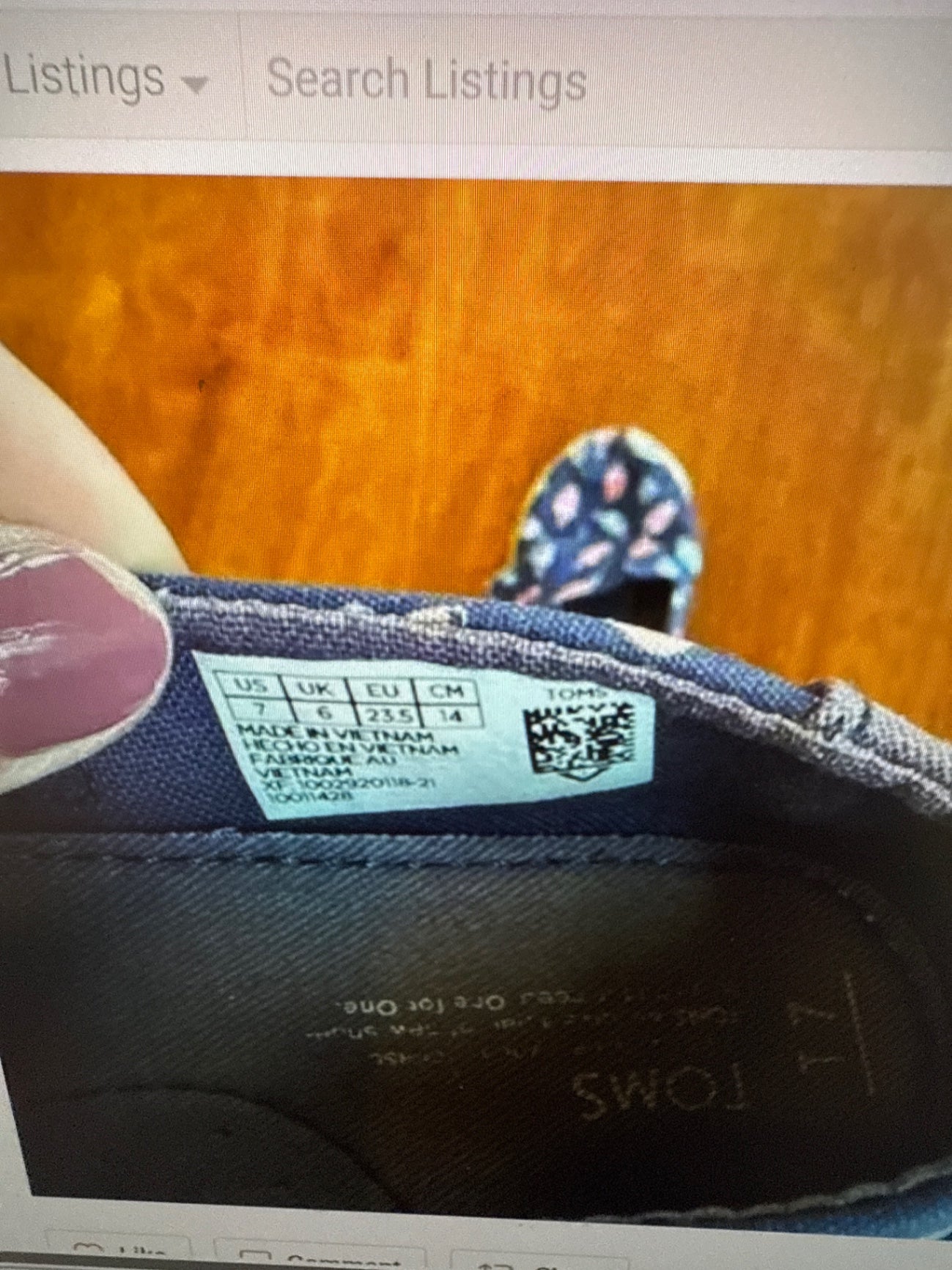 TOMS Shoes 7 Very Good