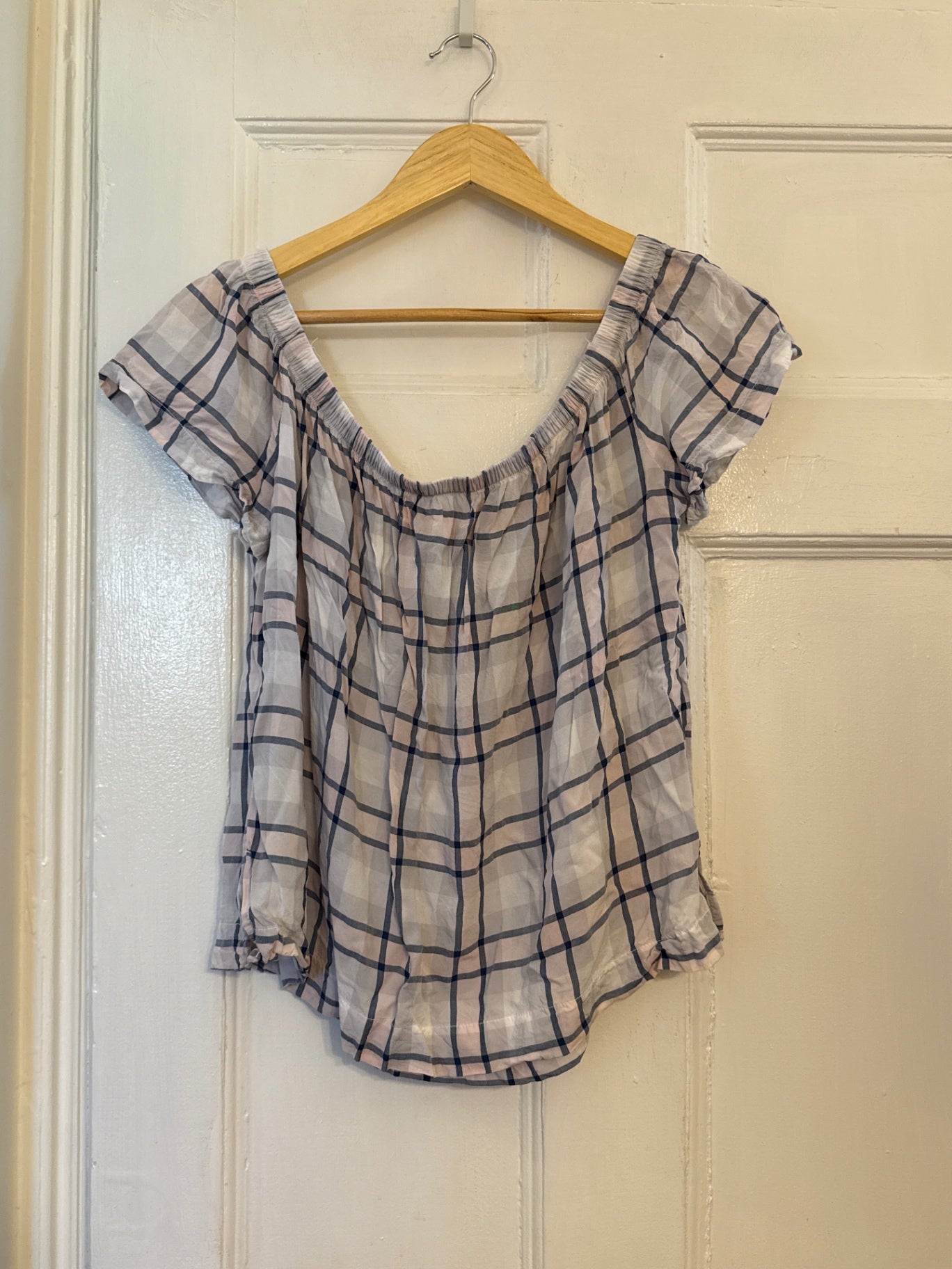 Cloth and Stone Top M