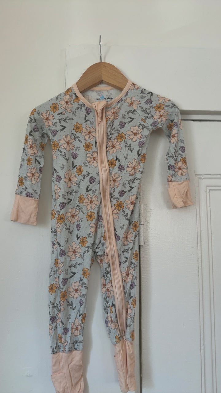 Little One Shop Pajamas 6-12 mo.