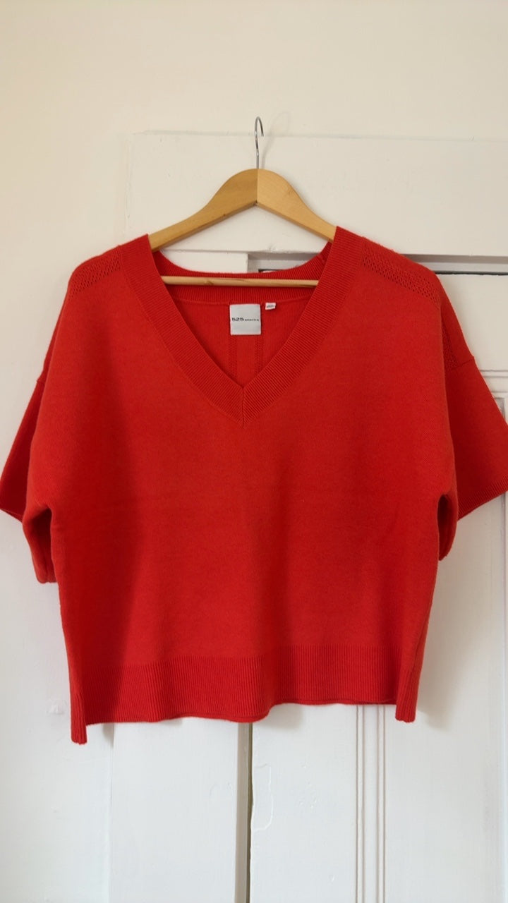 525 America Sweater L