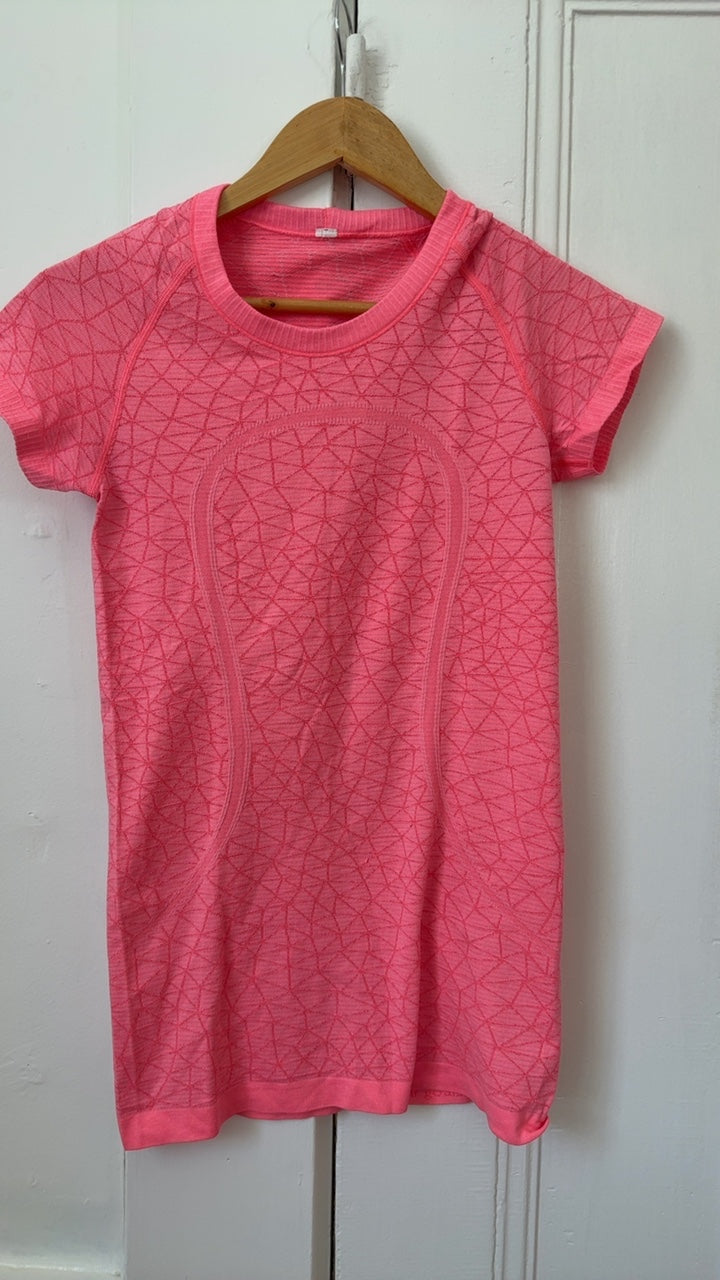 Lululemon Swiftly Tee 6(est)