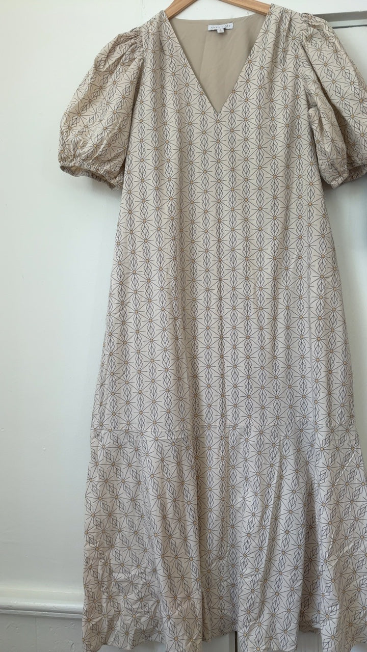 Anna Cate Dress M