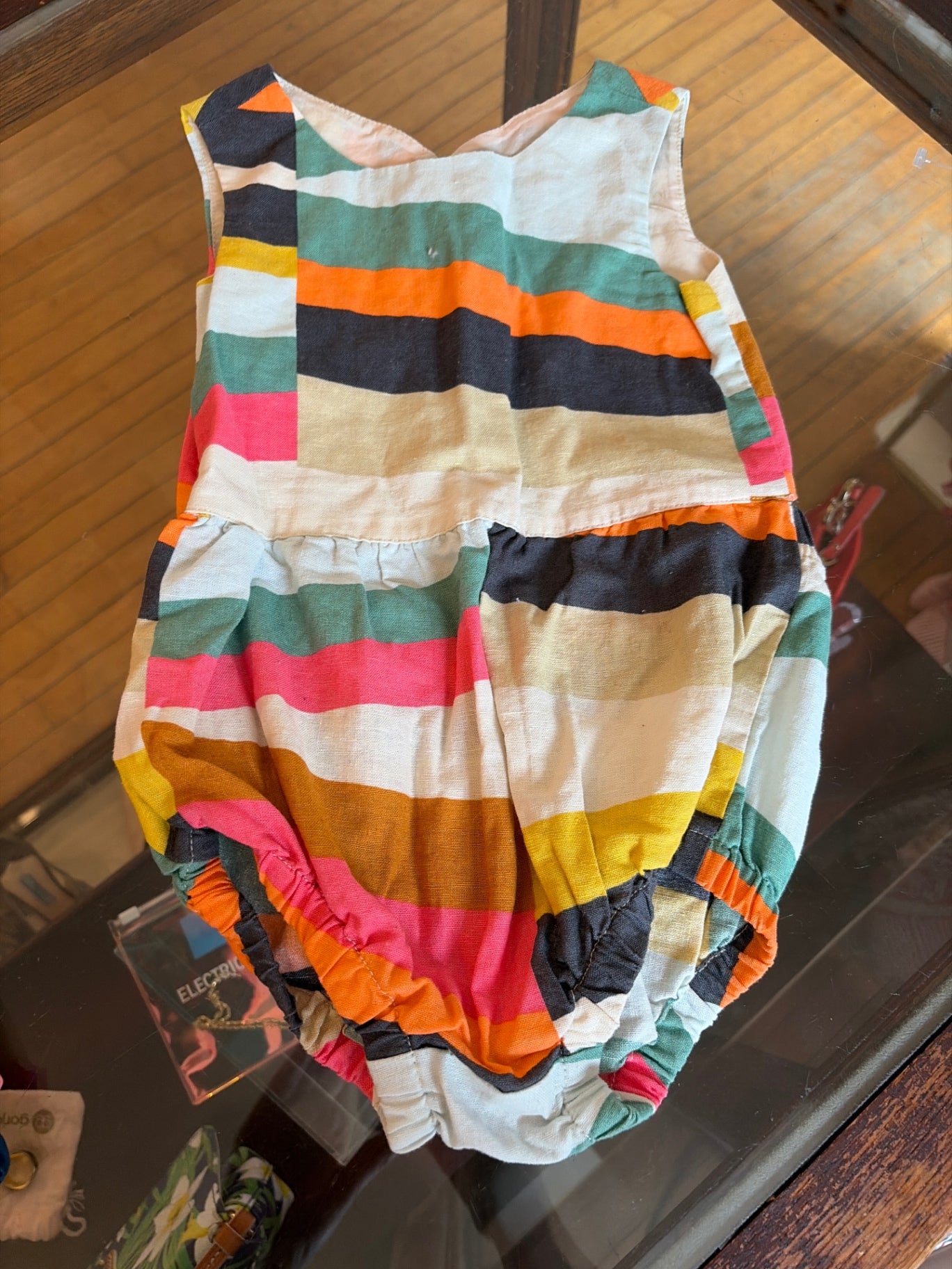 Tea Onesie 12-18 mo. Very Good