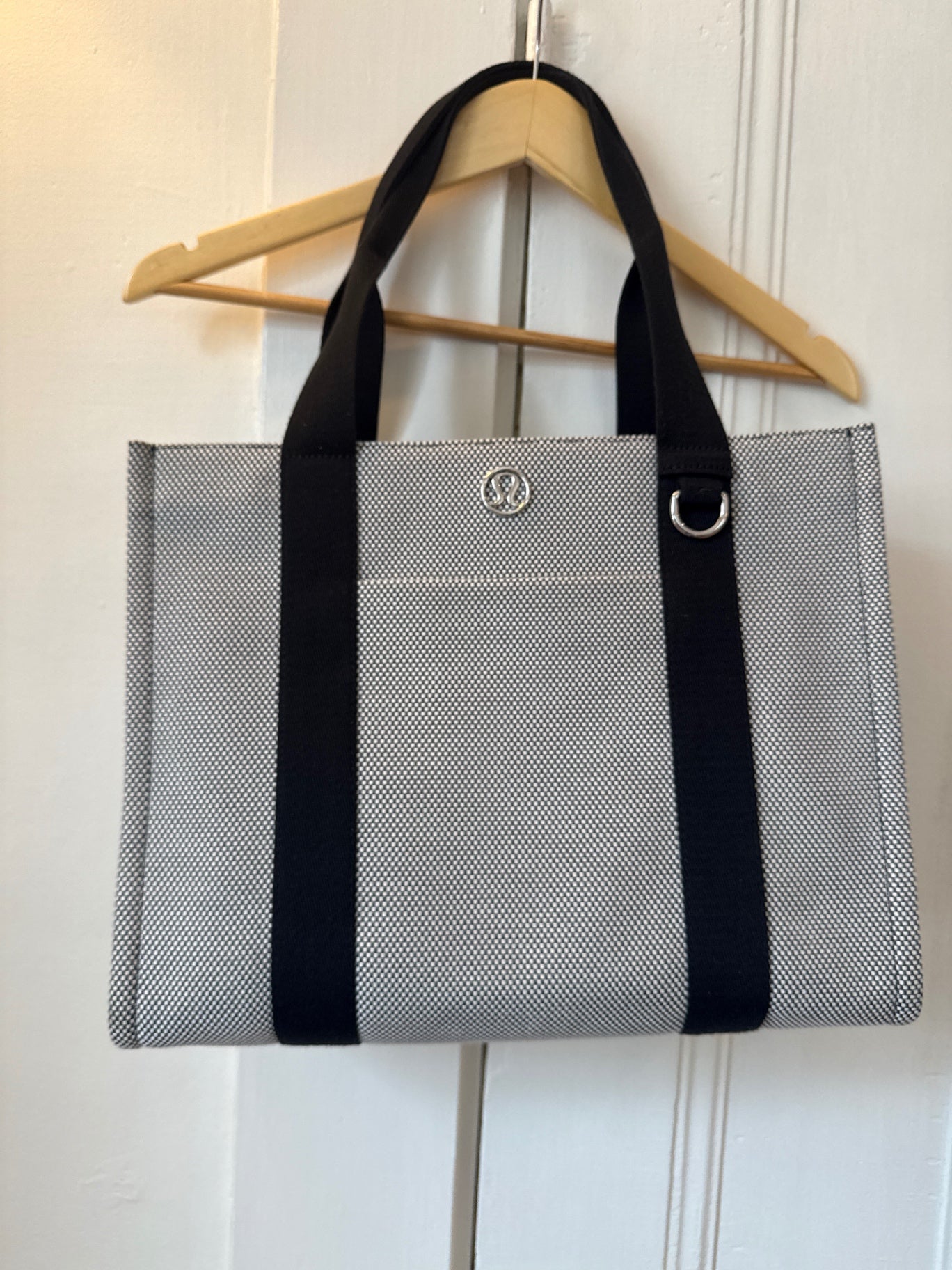 Lululemon Bag Large New without tags