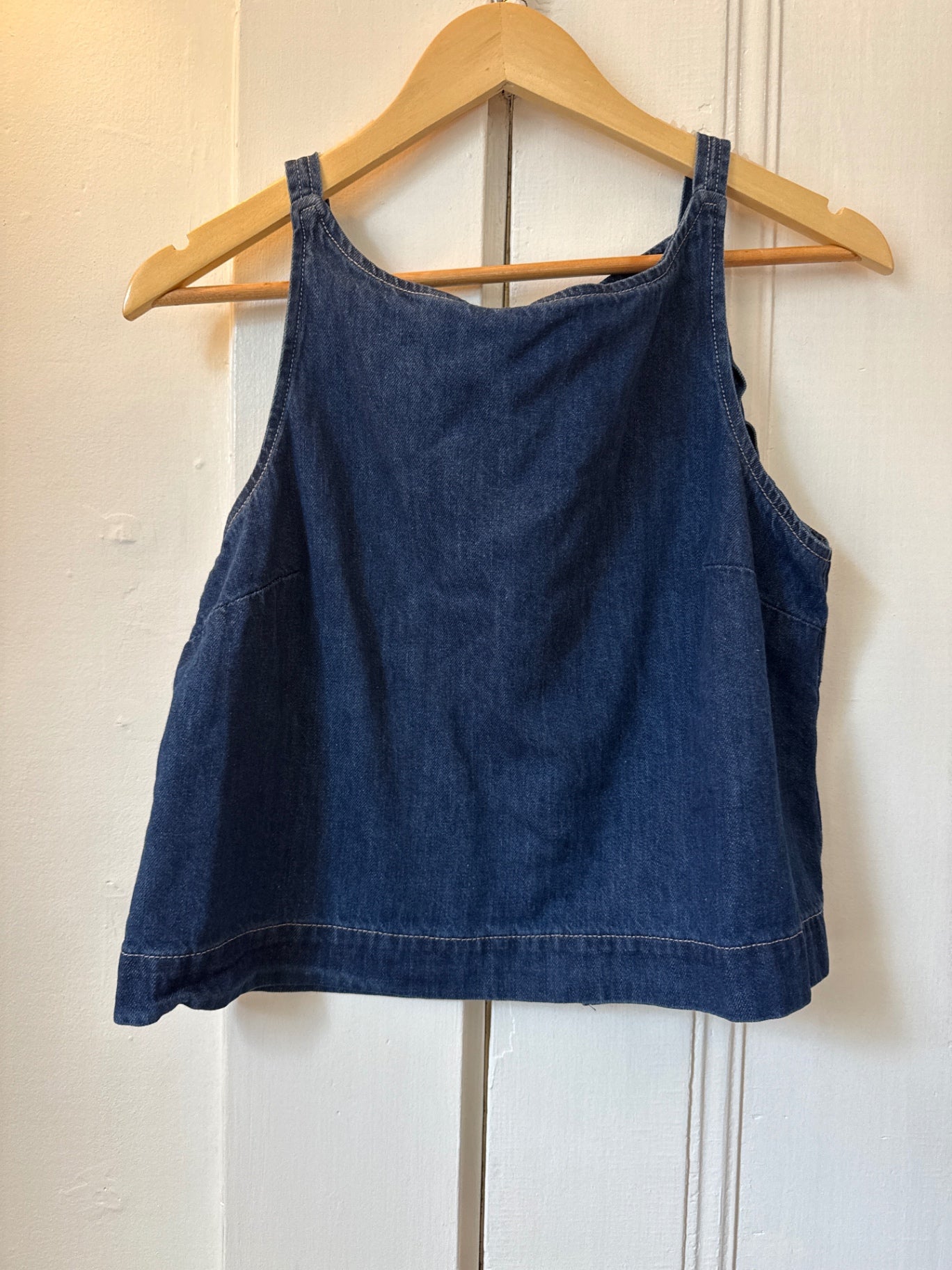 GAP Top M Very Good