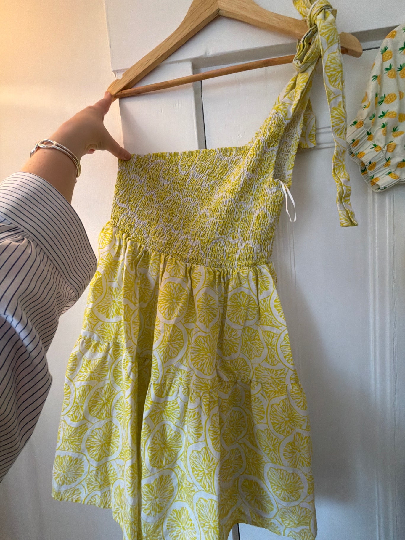 Victoria Dunn Dress M Very Good