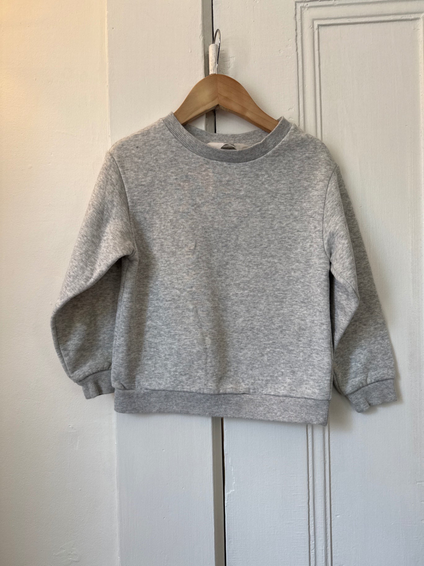 H&M Sweater 4/6 New without tags