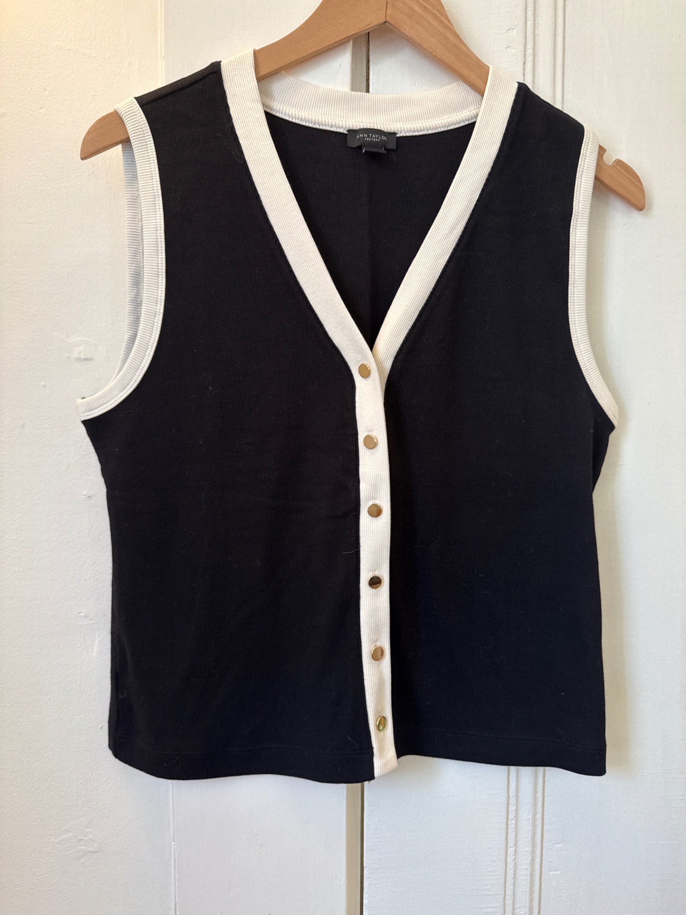 Ann Taylor Factory Top M Very Good