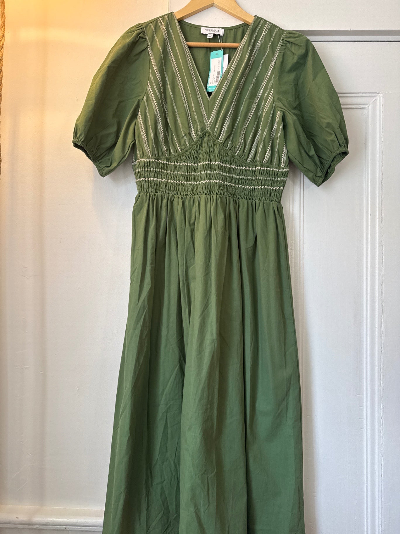 GILLI Dress M New with tags