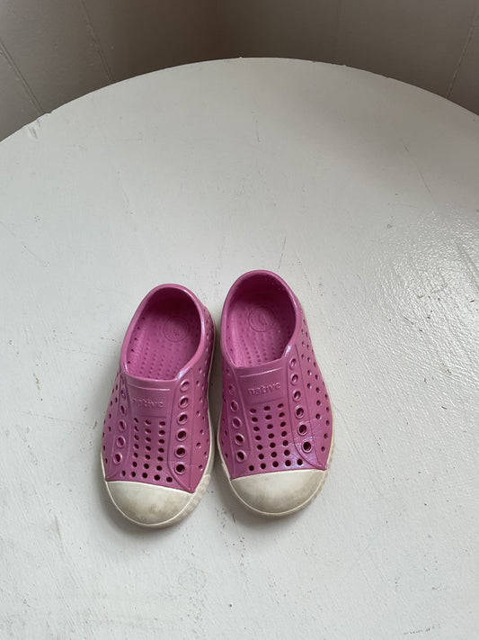 Native Sandals 5T