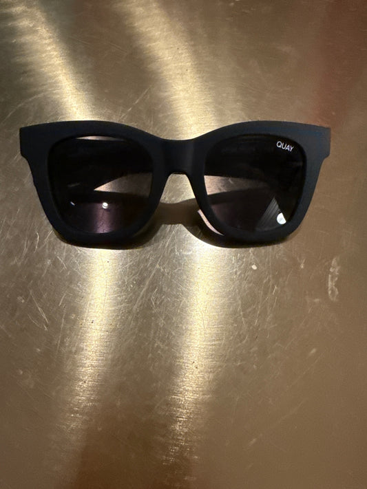 QUAY Sunglasses Good