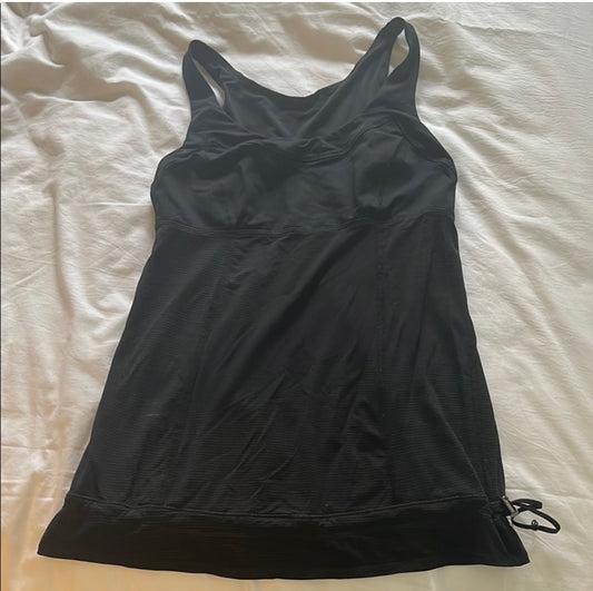 Lululemon tank 4 Very Good