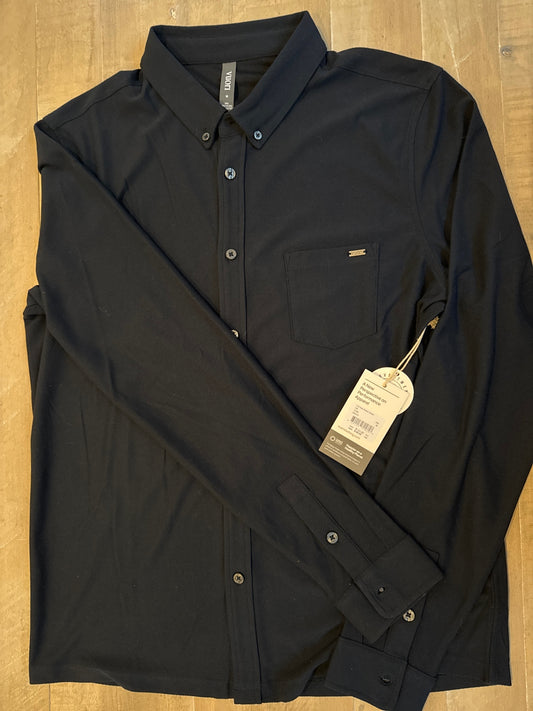 Vuori Shirt M New with tags