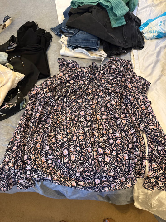 J.Crew Long-sleeve blouse Large Good