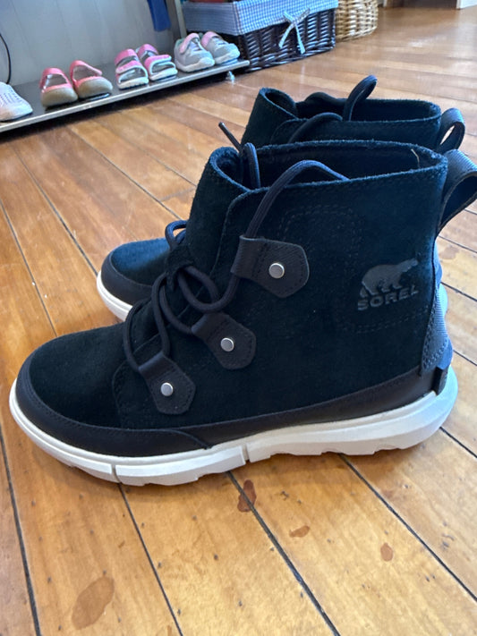 SOREL Shoes 7 New with tags