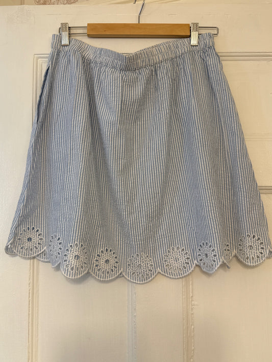 Charlie Paige Skirt L New with tags