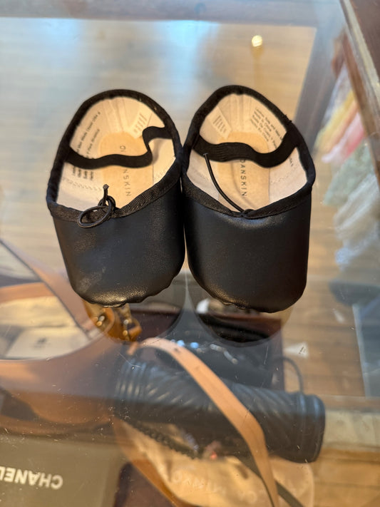 DANSKIN Ballet Flats 9 New without tags