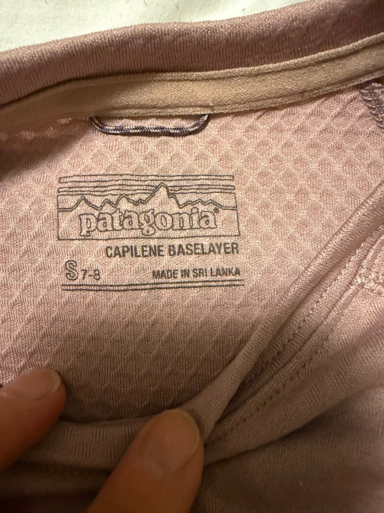 Patagonia Base Layer 7/8 Very Good