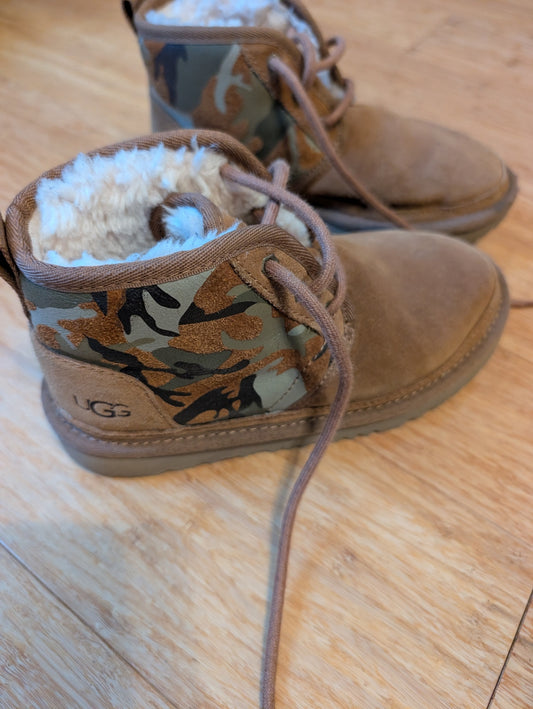 UGG Boots 1Y Very Good