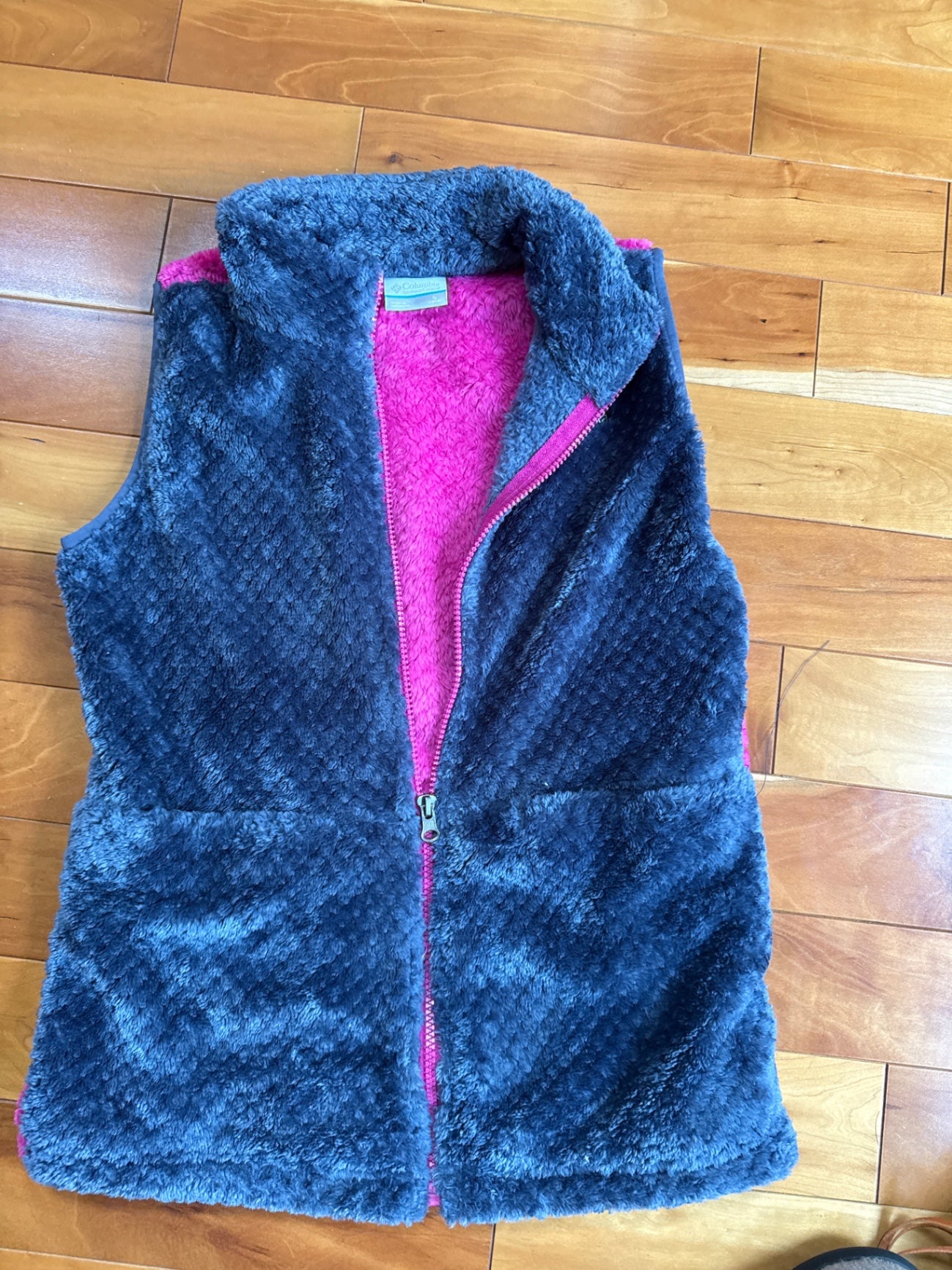 Columbia Outerwear Large 10/12 New without tags