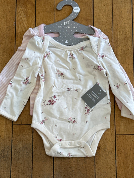 Baby Gap Bodysuit 0-3mo. New with tags
