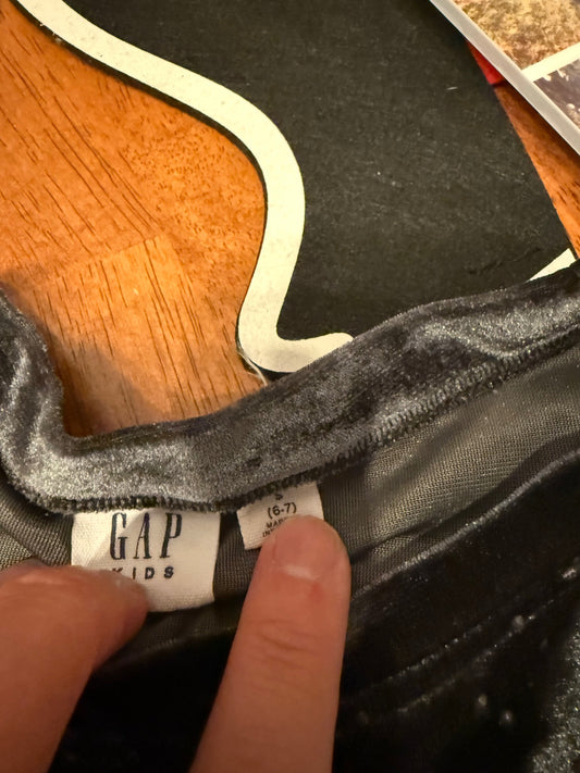 Gap Dress 6/7 kid Very Good