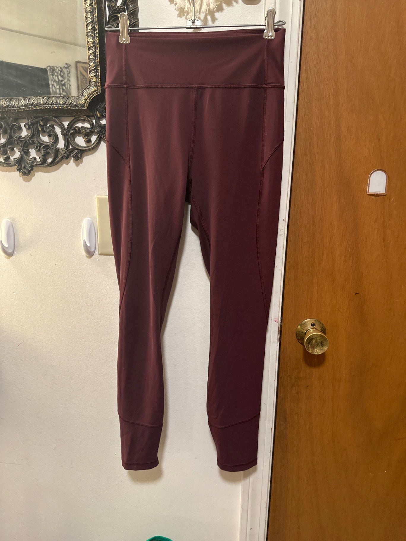 Lululemon Pants 6 Very Good