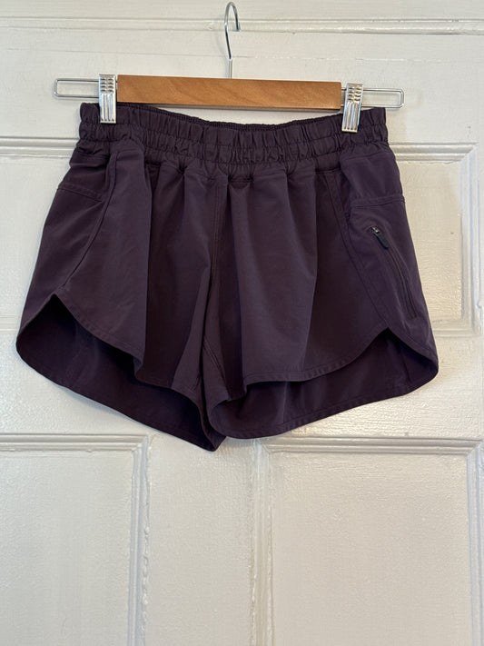 Lululemon Shorts 8 Very Good