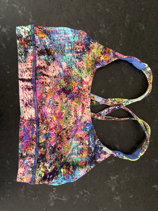 Lululemon Activewear 4 New without tags