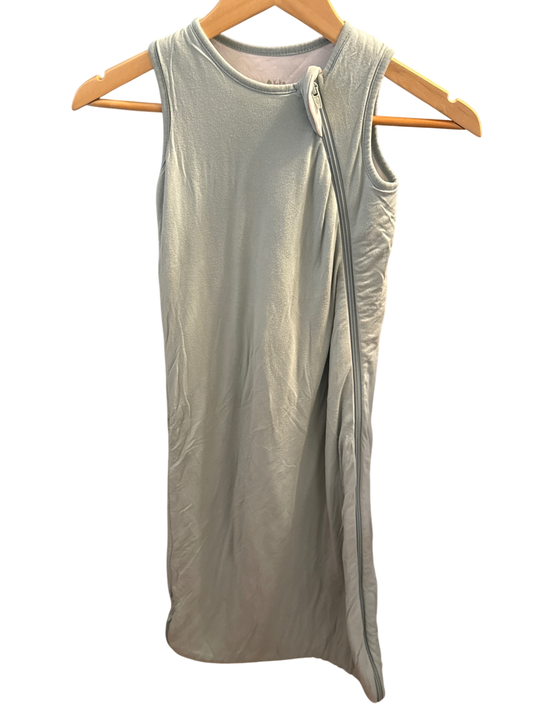 Kyte Sleepsuit L Very Good