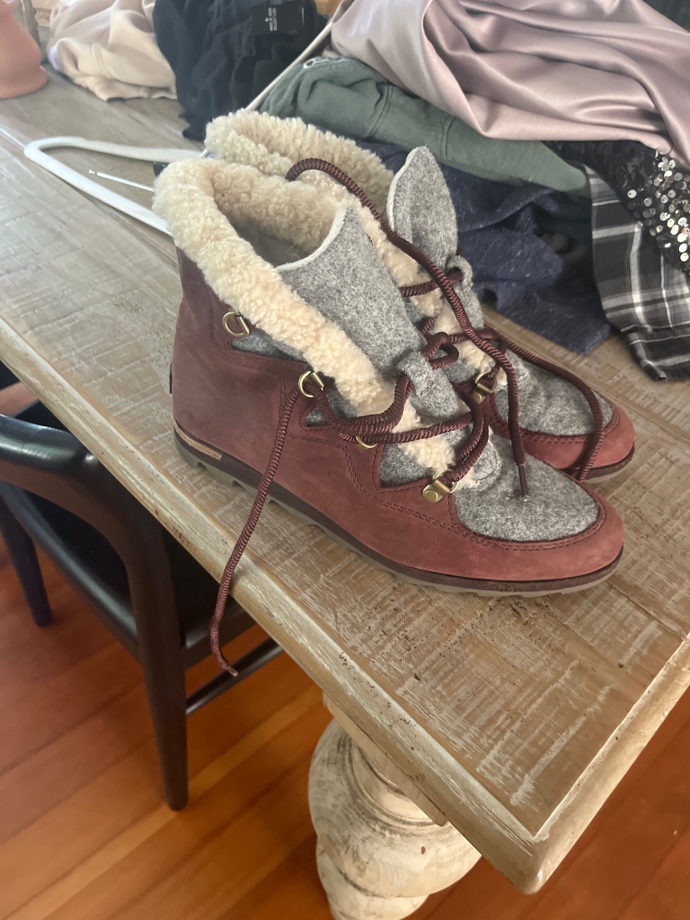 SOREL Shoes 10 Very Good