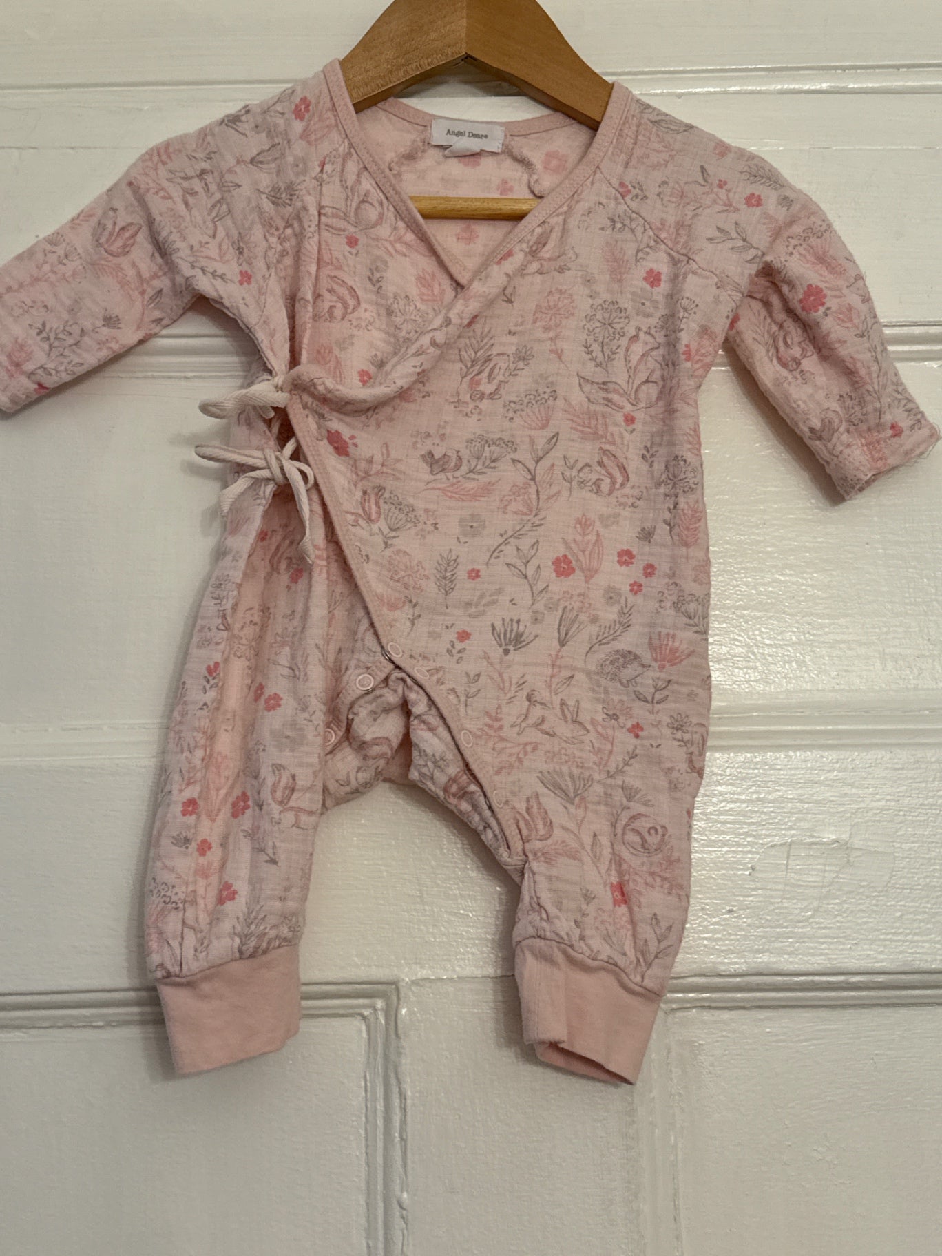 Angel Dear Jumpsuit 0-3 mo. Good