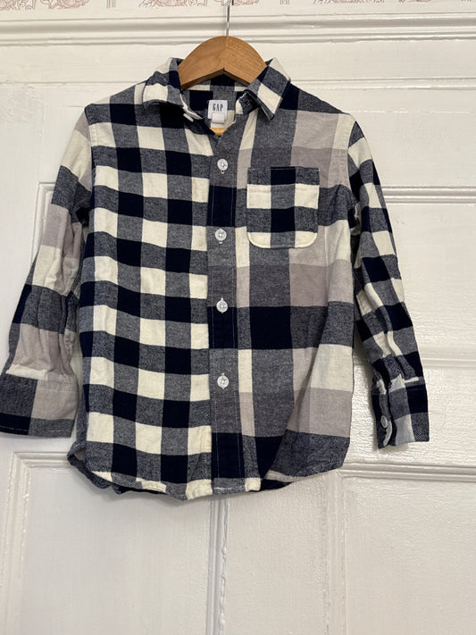 GAP Shirt 4/5 AS IS