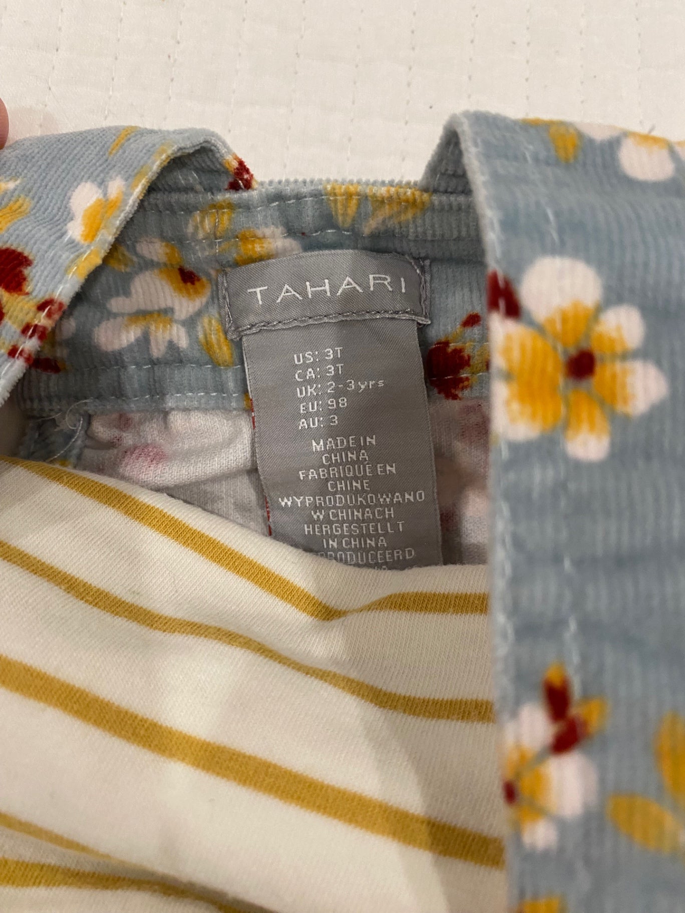 Tahari jumper with coordinating long slv. Shirt Set 3T Very Good