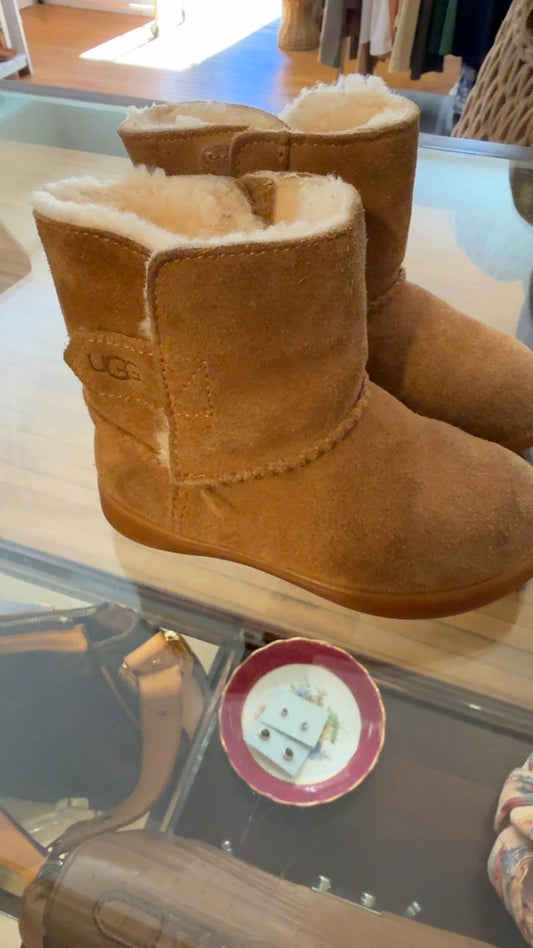 UGG Boots 7 Good