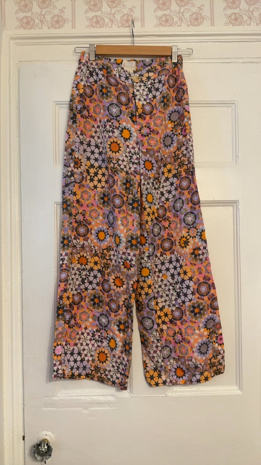 Anthropologie Pants 2 Very Good