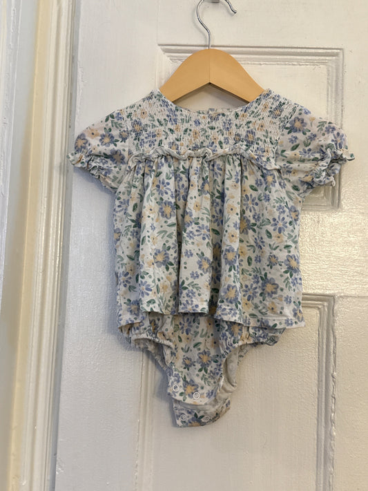 Angel Dear Romper 6-12 months Very Good