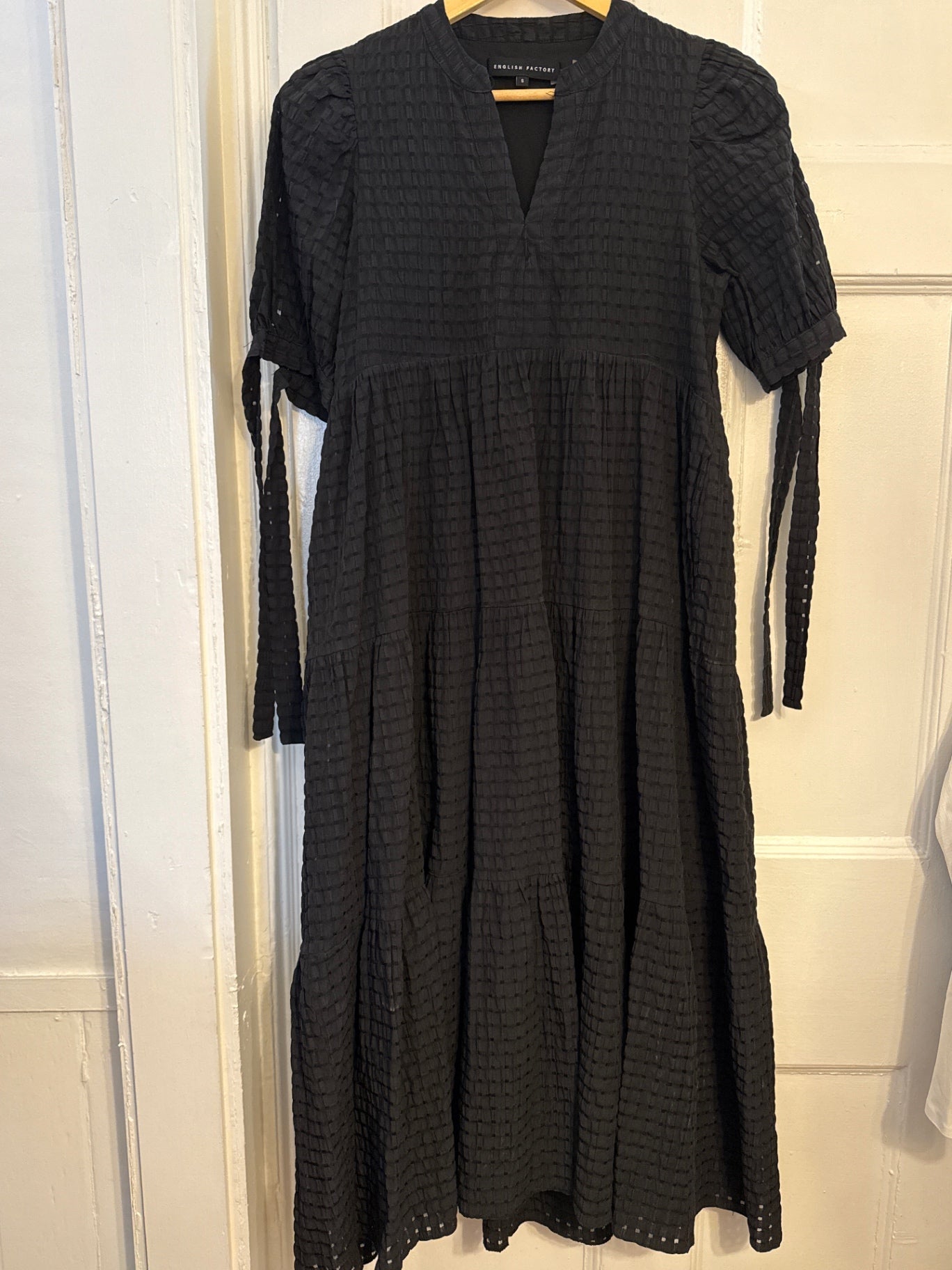 English Factory Dress S Very Good