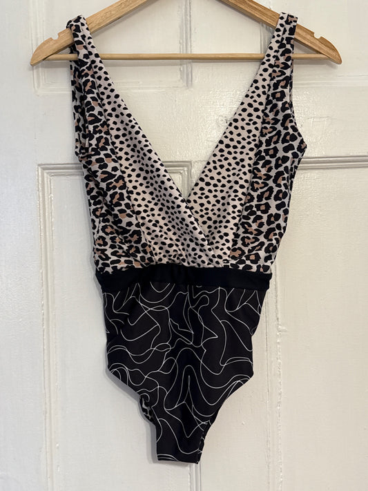 NWT MAAJI Swimsuit M