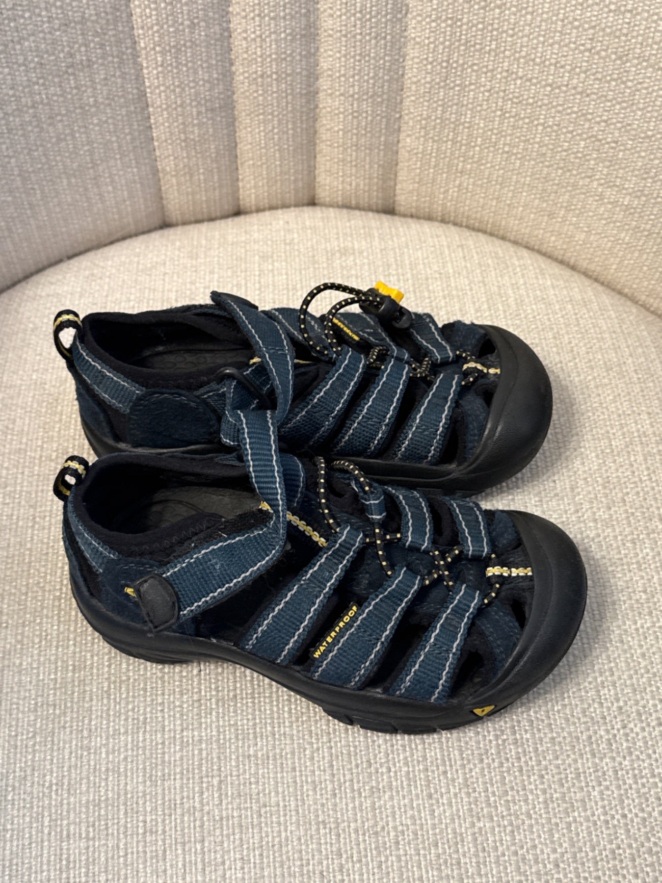 Keen Shoes 12