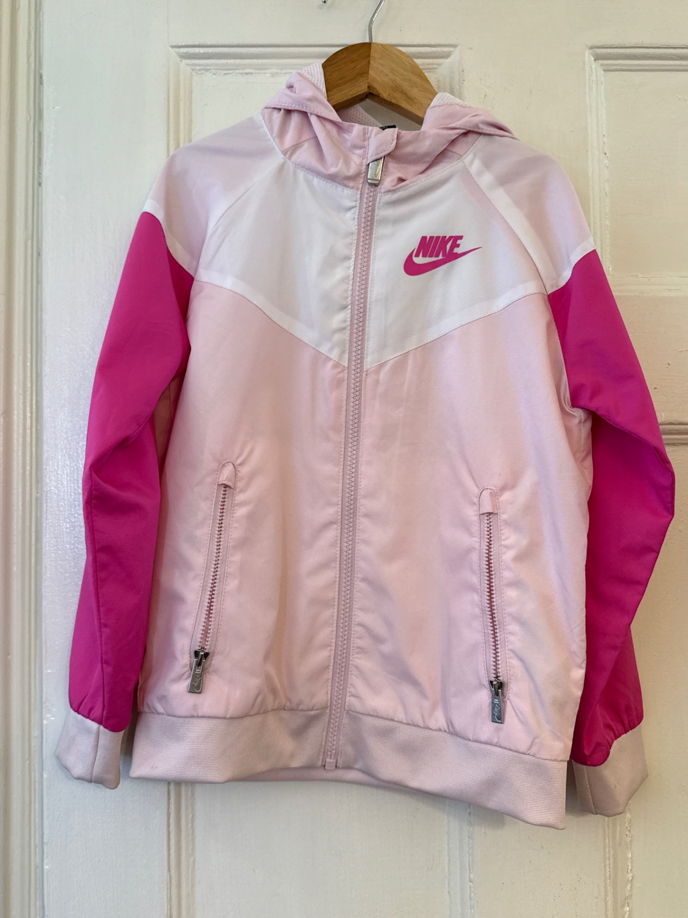 Nike Outerwear 7