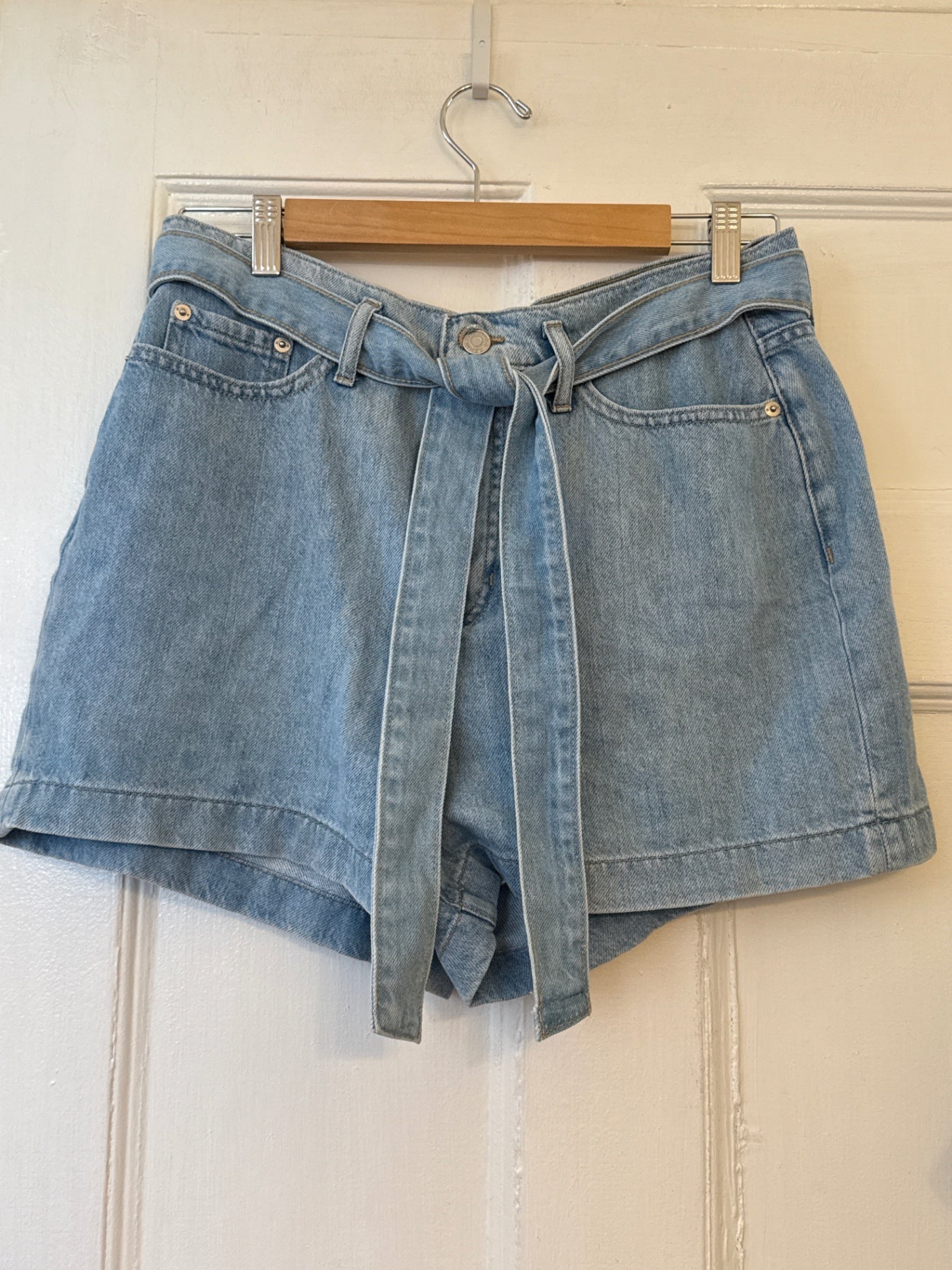 Banana Republic Factory Shorts 8 Very Good