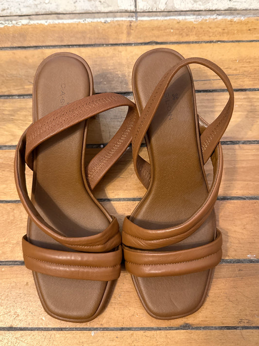 Calson Shoes 7.5 New without tags
